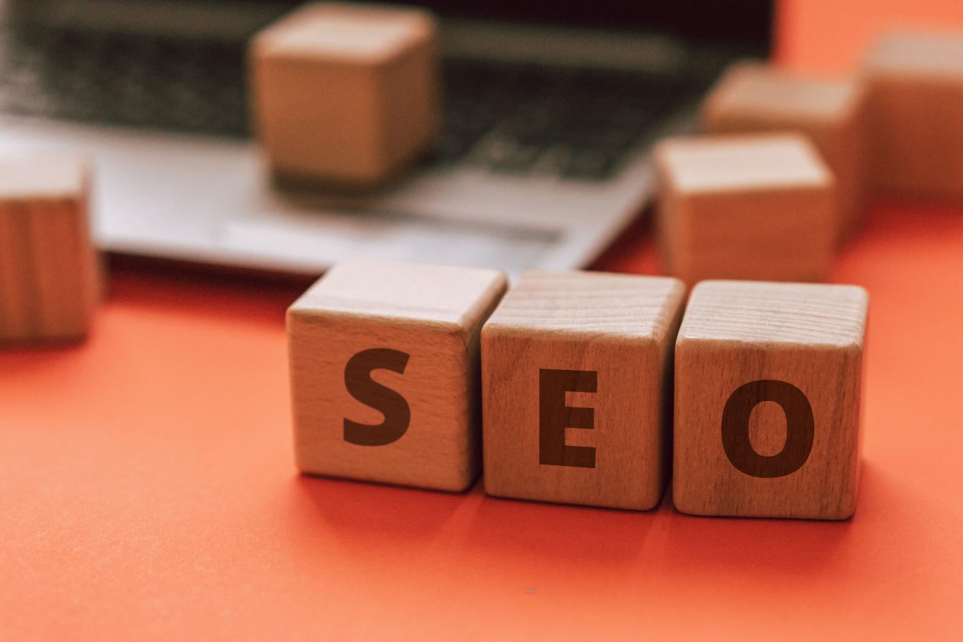 Mire jó az SEO optimalizálás weboldal készítésnél?